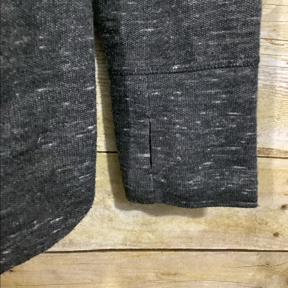 Women’s athletic works sweater size large - Picture 3 of 5